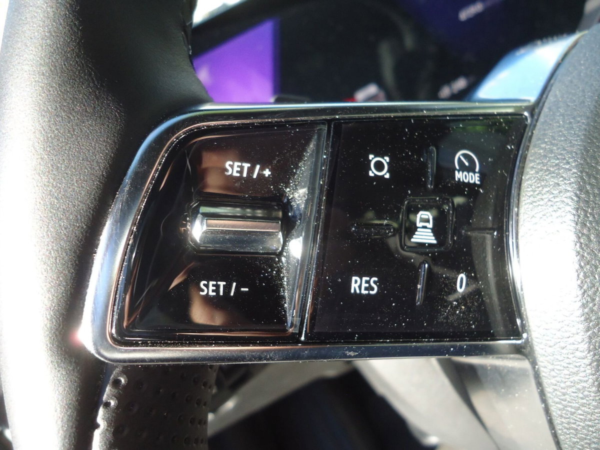 Renault Megane E-Tech Electric Techno EV60 220cv AC7 (9)
