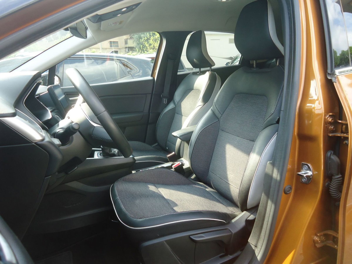 Renault Captur TCe 100 CV GPL FAP Intens (10)