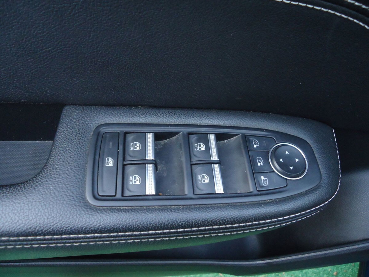 Renault Arkana E-Tech 145 CV Intens (10)