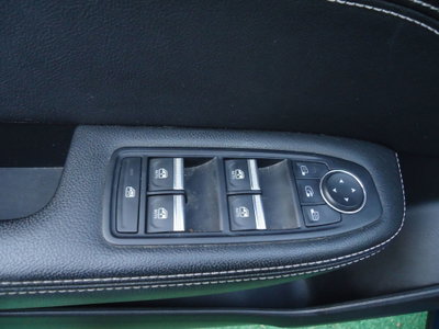 Renault Arkana E-Tech 145 CV Intens (10)