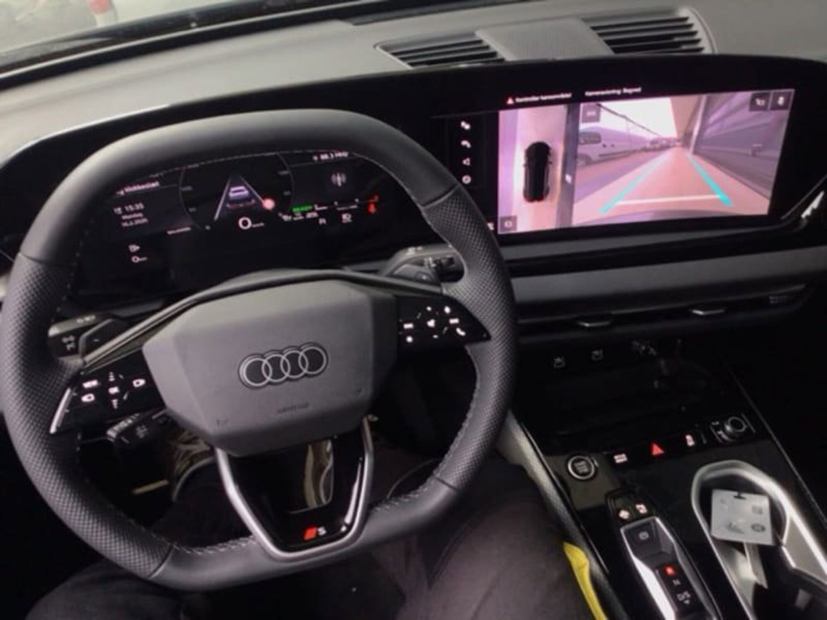 Audi A6 Avant 2.0 tdi mhev + S line edition 204cv s-tronic (2)
