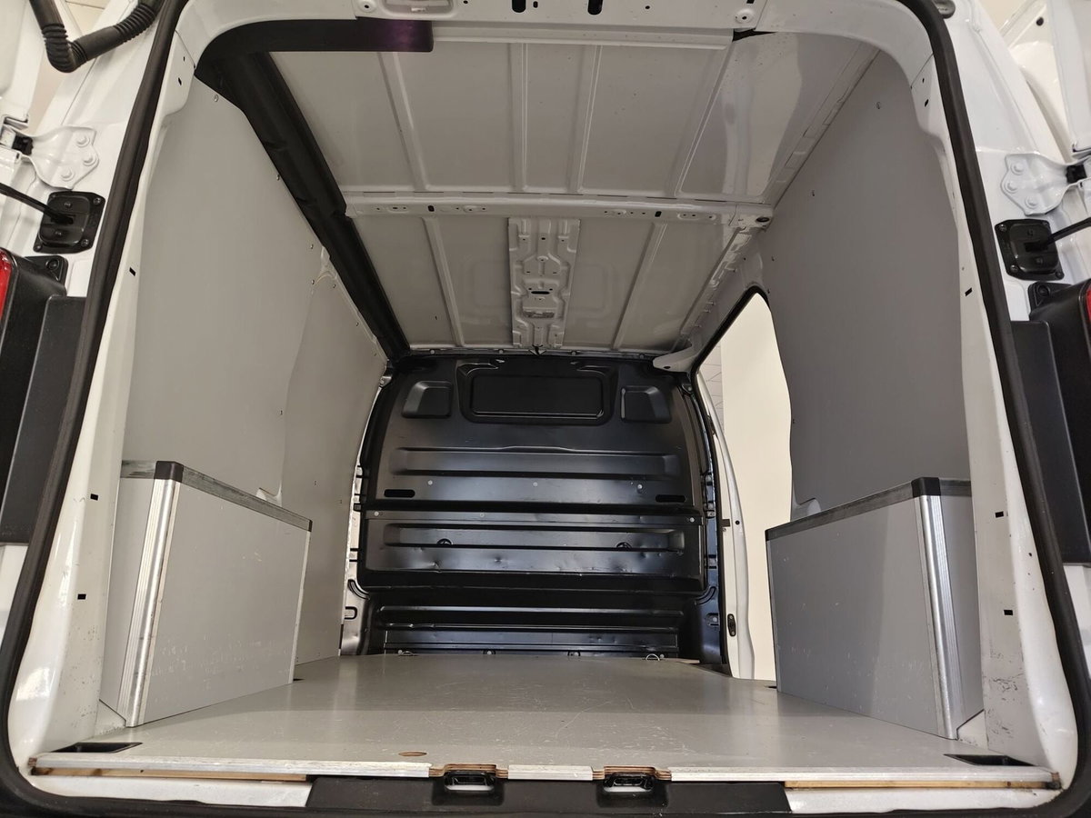 Peugeot Expert Furgone long 2.0 Bluehdi 140cv S&S (3)
