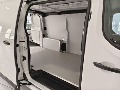 Peugeot Expert Furgone long 2.0 Bluehdi 140cv S&S (5)