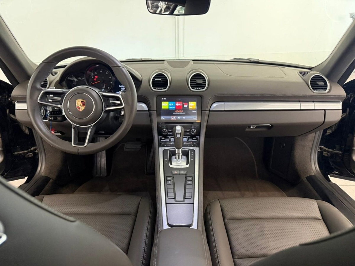 Porsche 718 Cayman  Cayman 2.0 300cv (7)