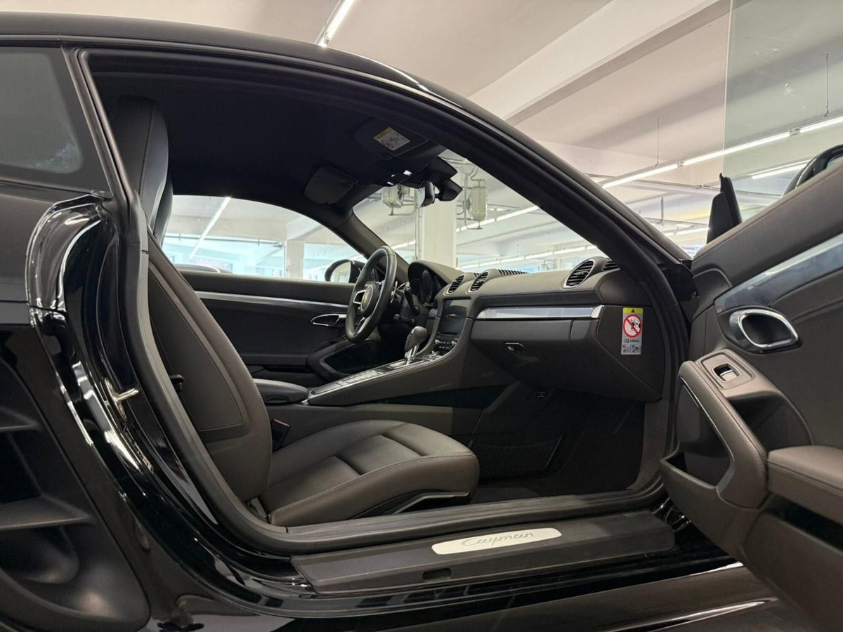 Porsche 718 Cayman  Cayman 2.0 300cv (9)