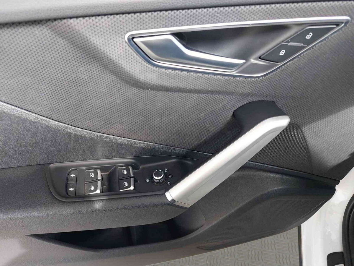 Audi Q2 Q2 30 TDI S line Edition (6)
