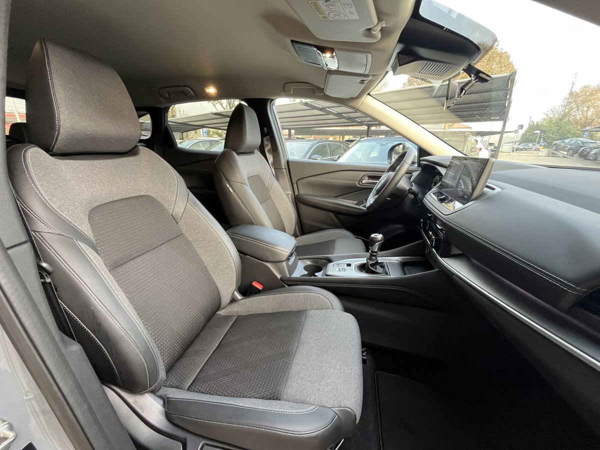 Nissan Qashqai 1.3 mhev N-Connecta 2wd 140cv (12)