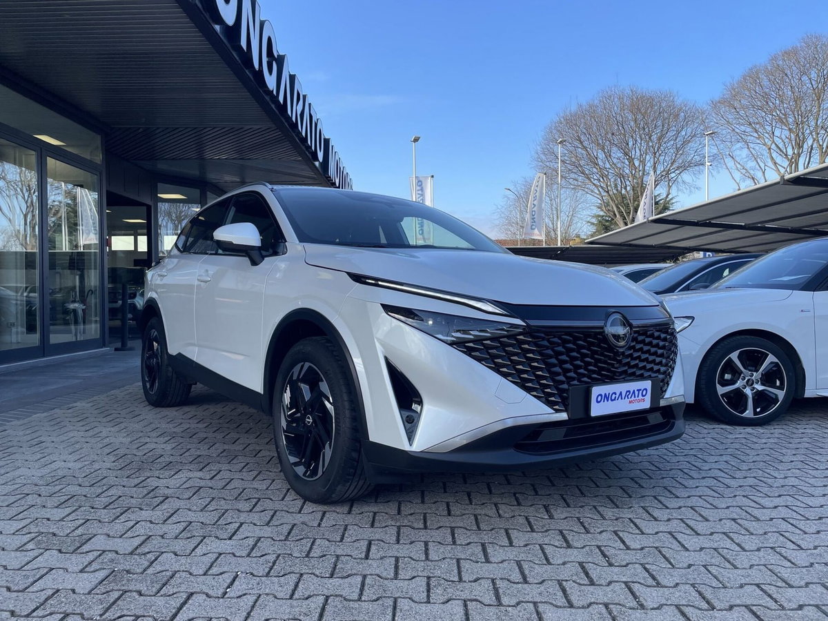 Nissan Qashqai 1.3 mhev N-Connecta 2wd 140cv (3)