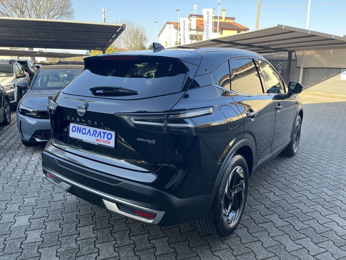 Nissan Qashqai 1.3 mhev N-Connecta 2wd 140cv (5)