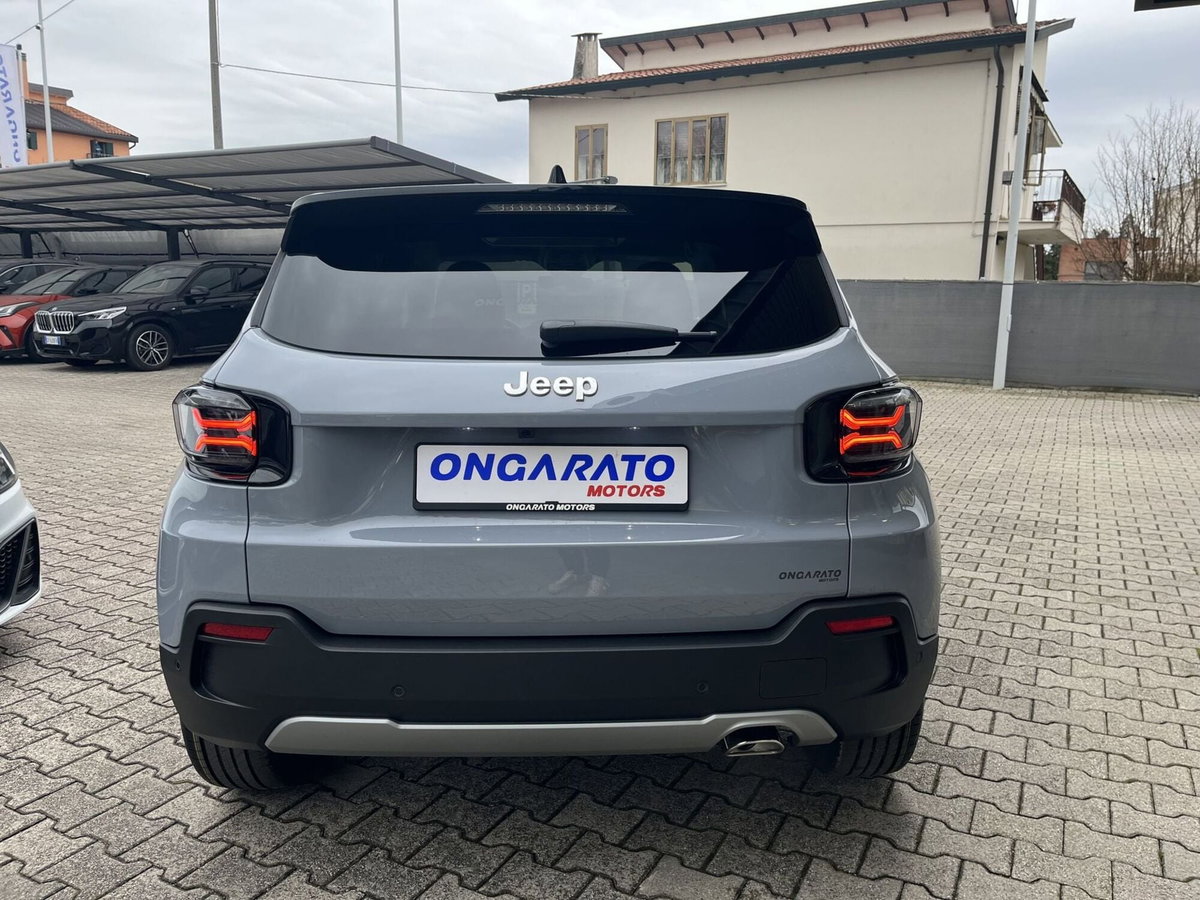 Jeep Avenger 1.2 turbo e-hybrid mhev Summit fwd 110cv edct6 (6)