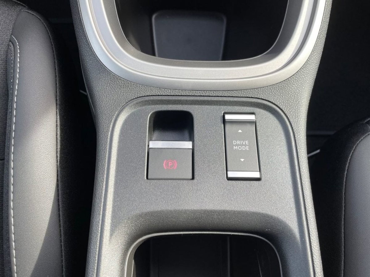 Jeep Avenger full-electric Summit fwd 156cv auto (13)
