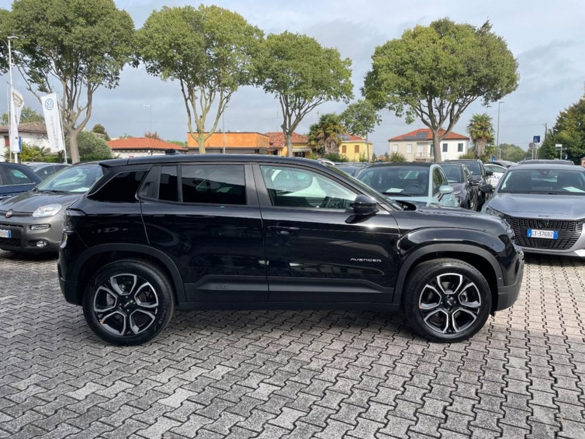Jeep Avenger full-electric Summit fwd 156cv auto (4)