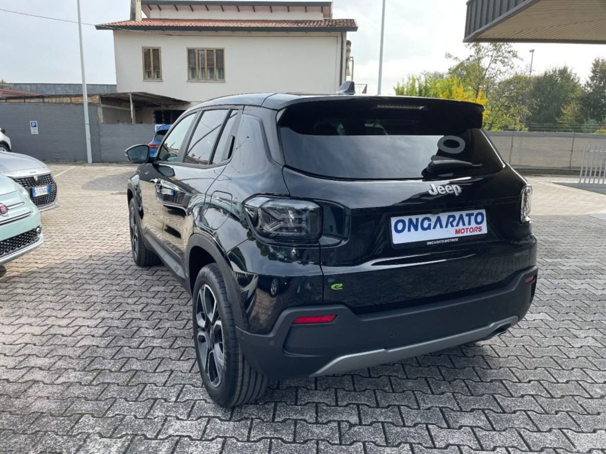Jeep Avenger full-electric Summit fwd 156cv auto (7)