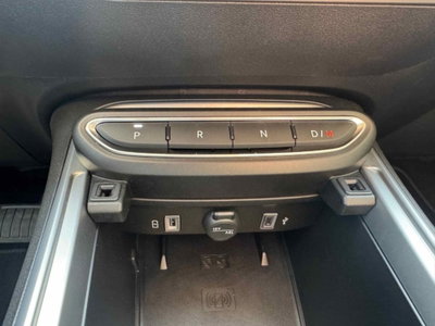 Jeep Avenger 1.2 turbo e-hybrid mhev Summit fwd 110cv edct6 (12)