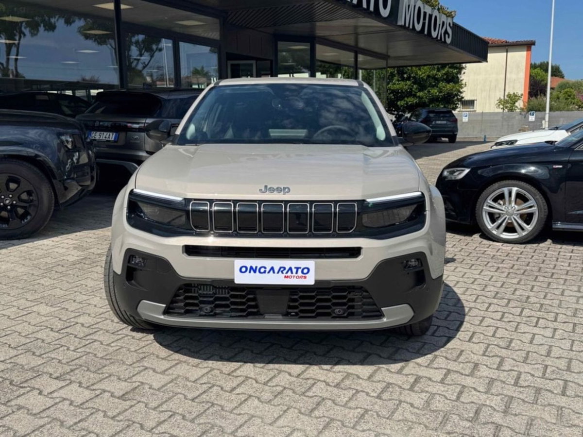 Jeep Avenger 1.2 turbo e-hybrid mhev Summit fwd 110cv edct6 (4)