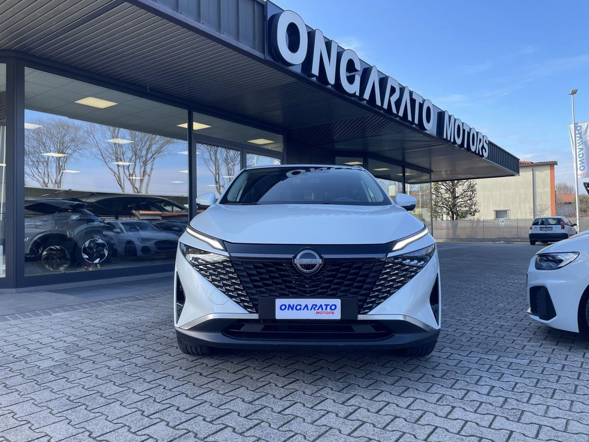Nissan Qashqai 1.3 mhev N-Connecta 2wd 140cv (2)