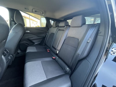 Nissan Qashqai 1.3 mhev N-Connecta 2wd 140cv (8)