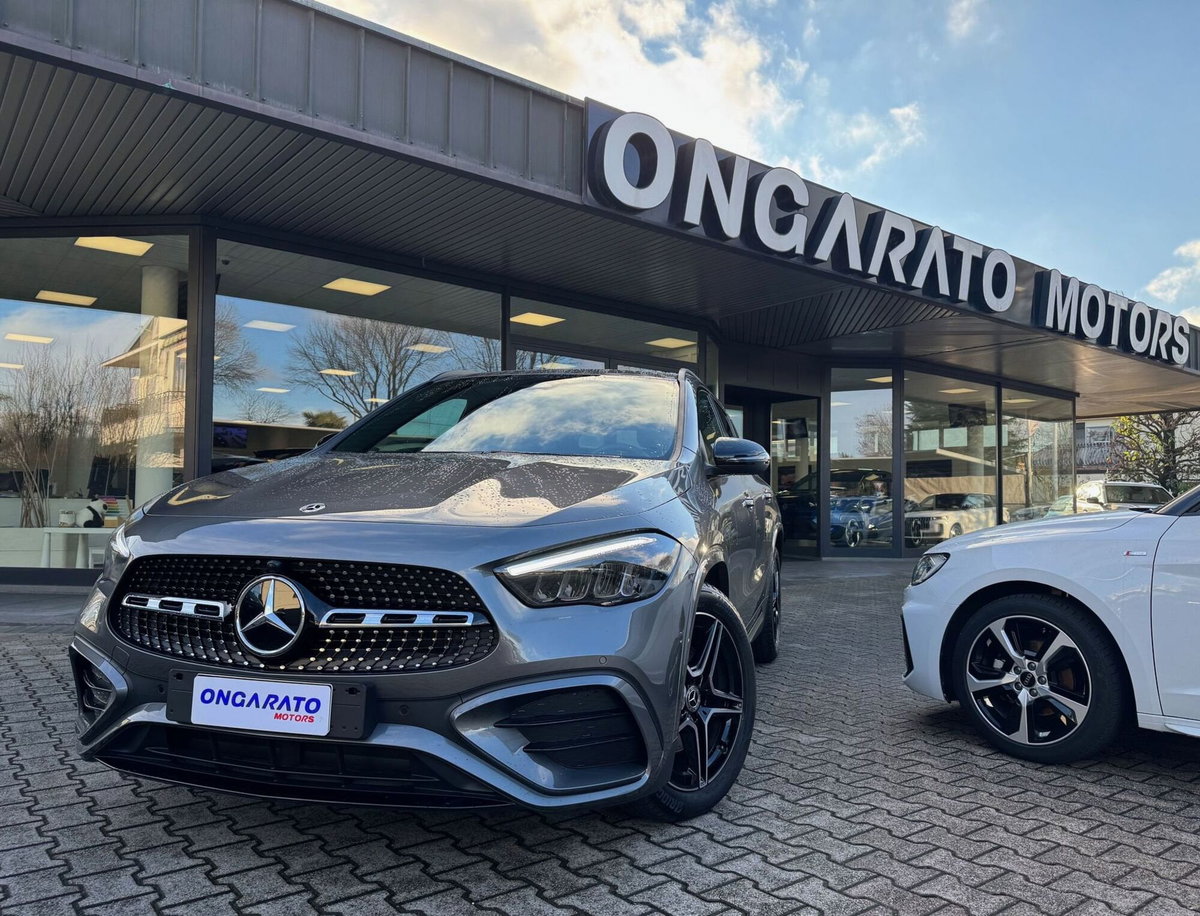 Mercedes-Benz GLA SUV 180 d AMG Line Premium Plus auto