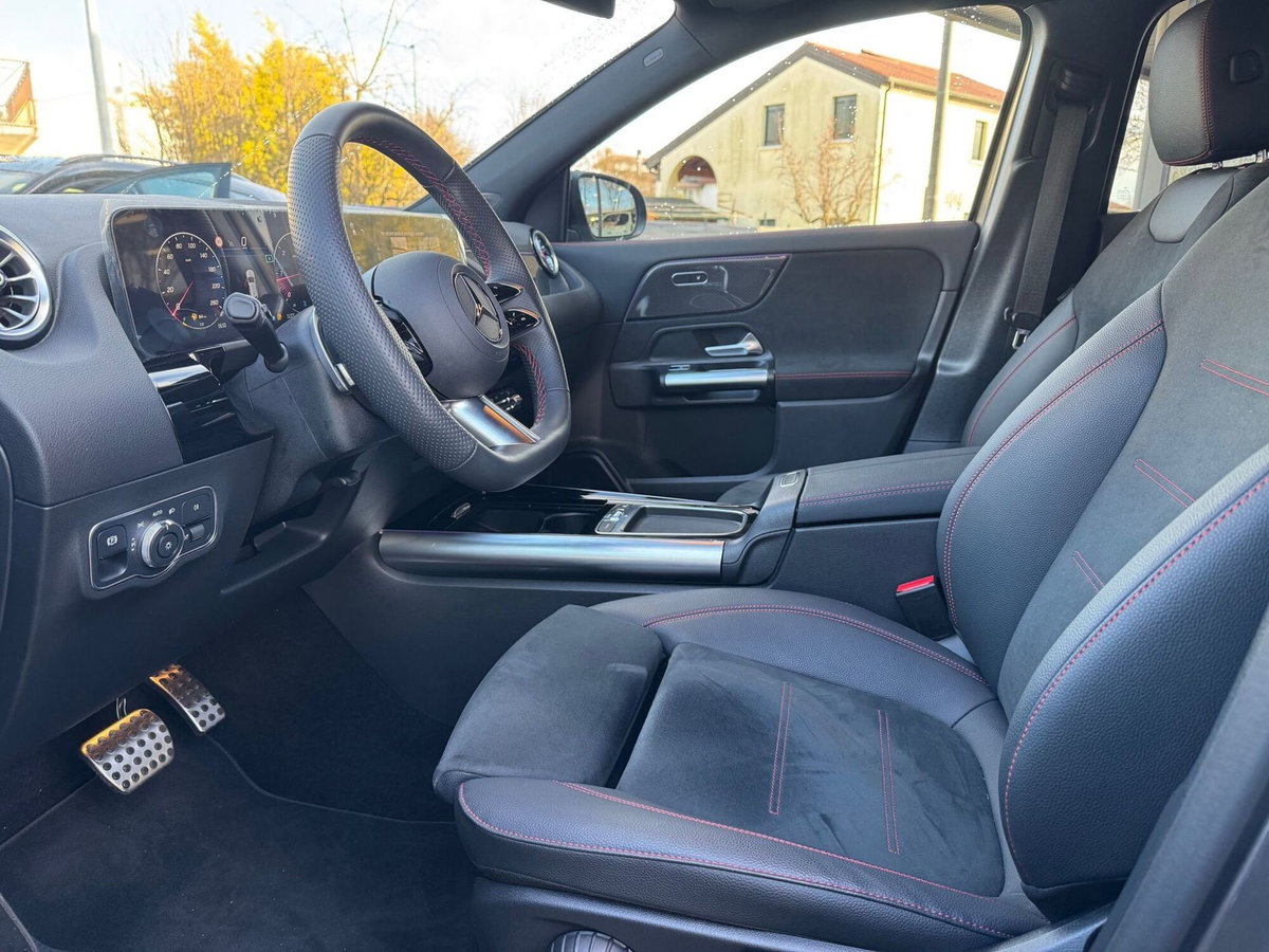 Mercedes-Benz GLA SUV 180 d AMG Line Premium Plus auto (10)