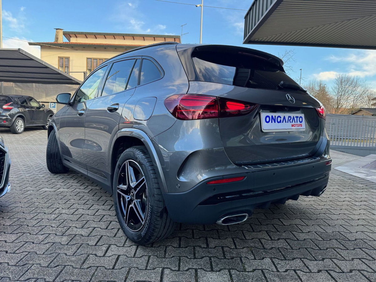 Mercedes-Benz GLA SUV 180 d AMG Line Premium Plus auto (7)