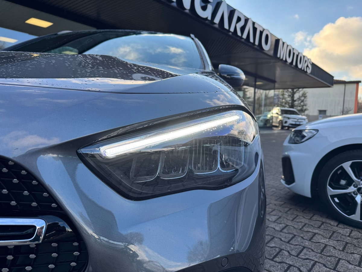 Mercedes-Benz GLA SUV 180 d AMG Line Premium Plus auto (8)