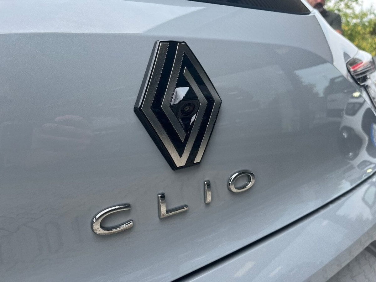 Renault Clio 1.0 eco-g Evolution 100cv (8)