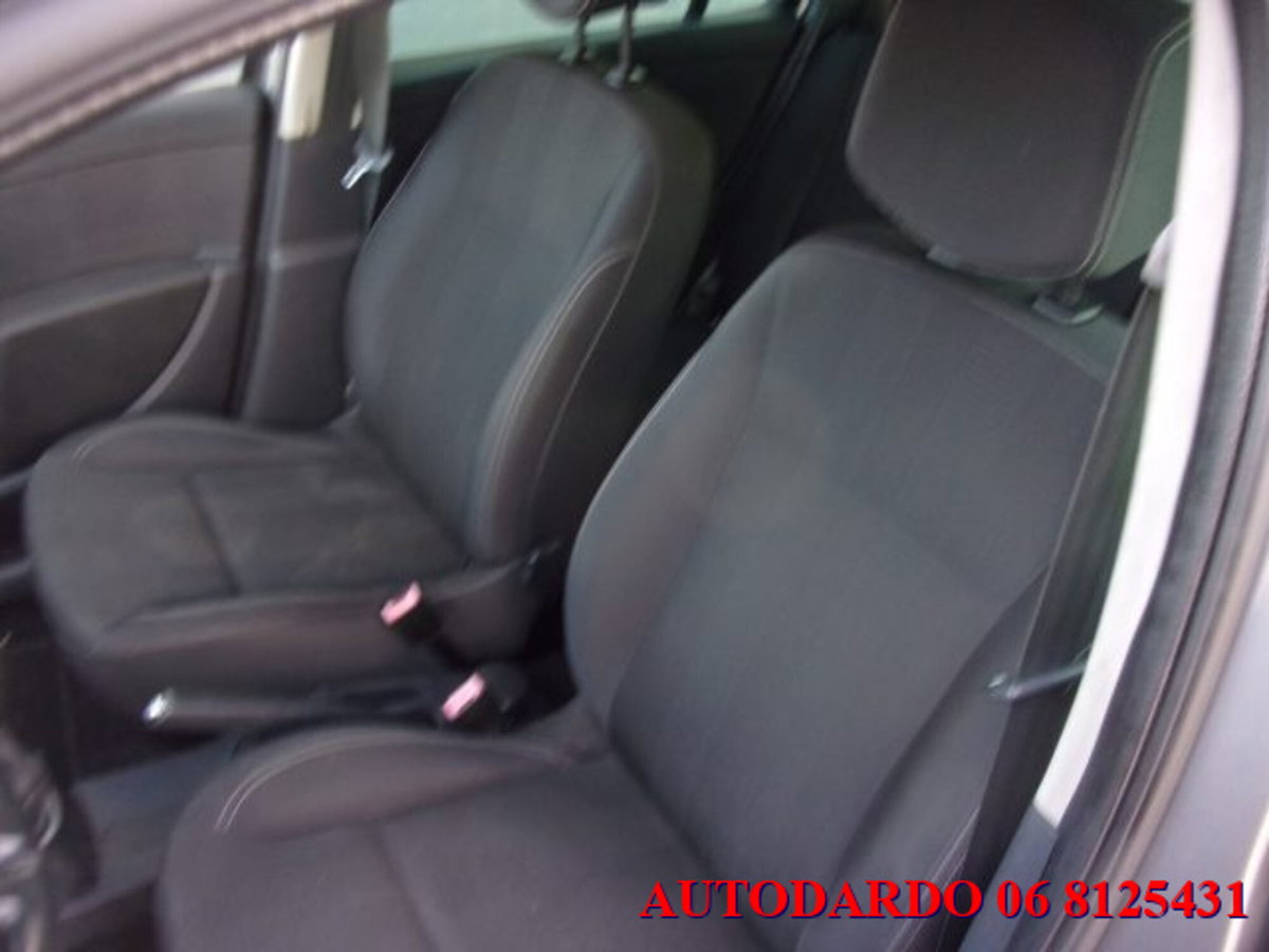 Renault Clio SporTour 1.2 16V TCE 100CV SporTour Dynamique (11)