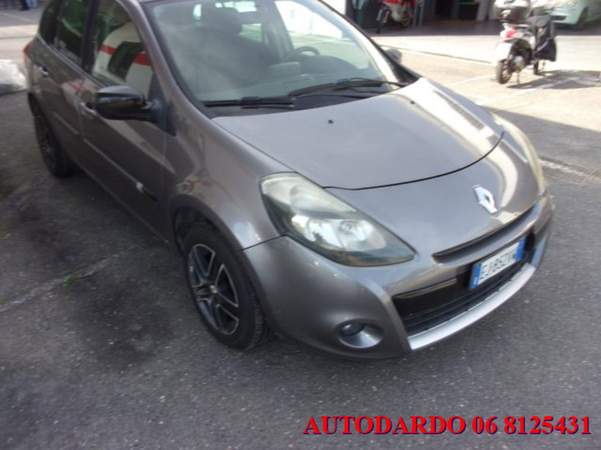 Renault Clio SporTour 1.2 16V TCE 100CV SporTour Dynamique (5)