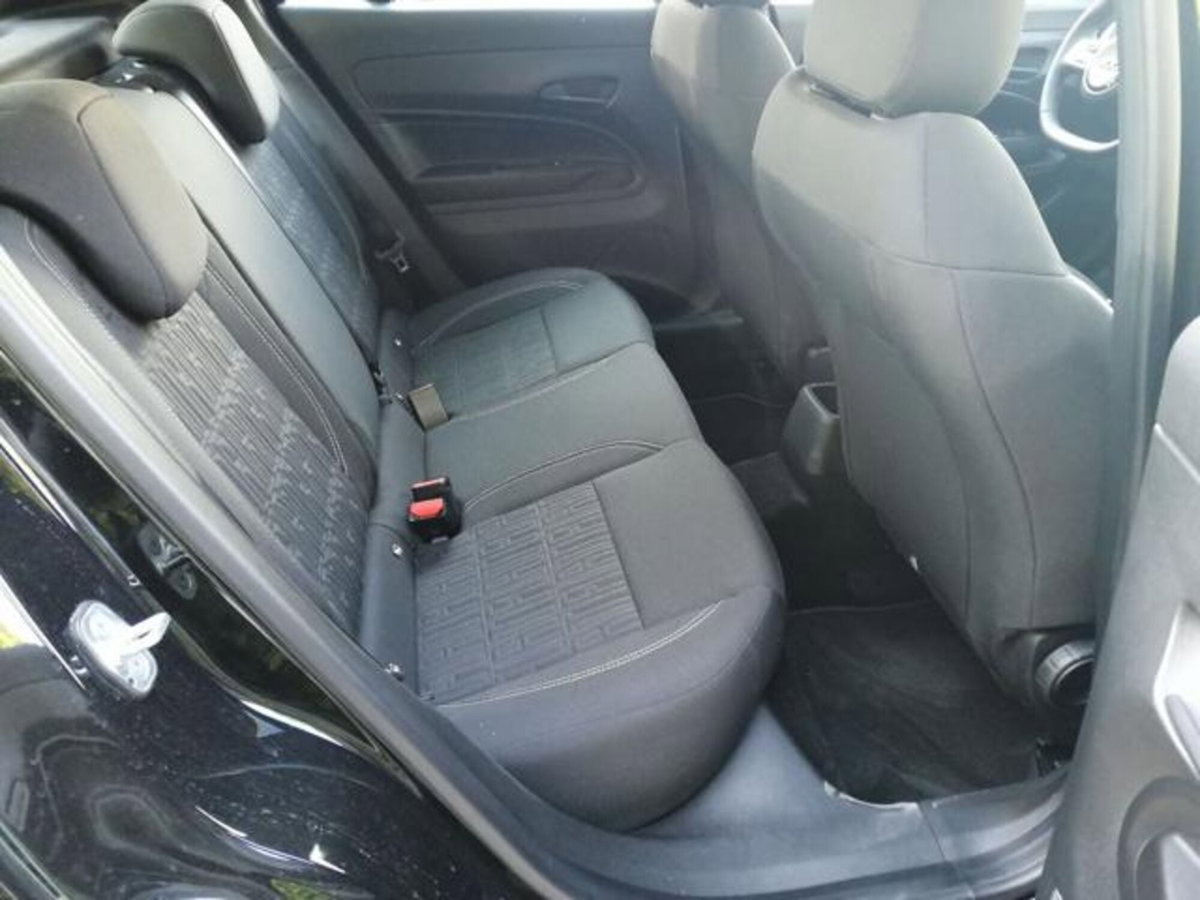 Fiat 600 1.2 Sport 100cv (10)