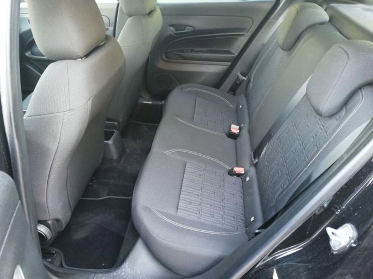 Fiat 600 1.2 Sport 100cv (8)