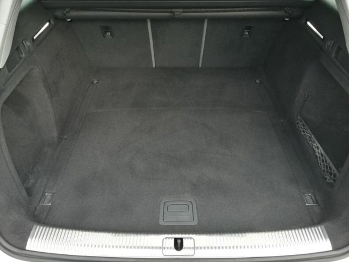 Audi A4 Avant 35 TDI S tronic S line edition (10)