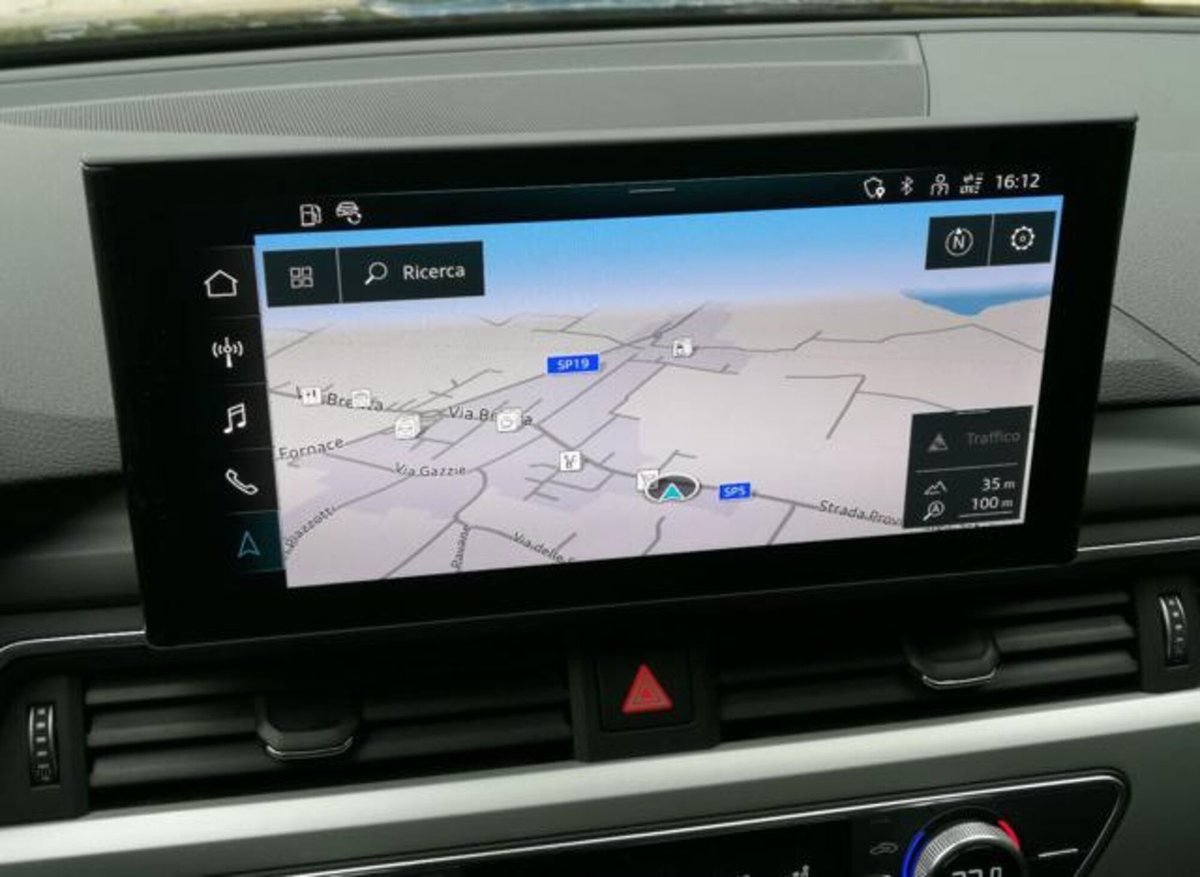 Audi A4 Avant 40 TDI S tronic Business Advanced (15)