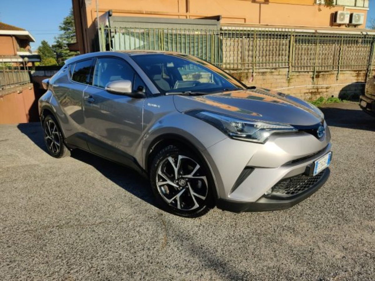 Toyota Toyota C-HR 1.8 Hybrid E-CVT Trend