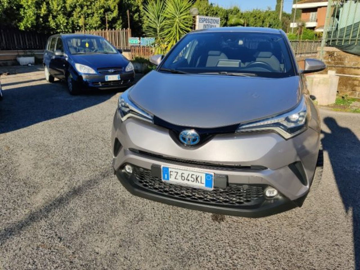 Toyota Toyota C-HR 1.8 Hybrid E-CVT Trend (2)