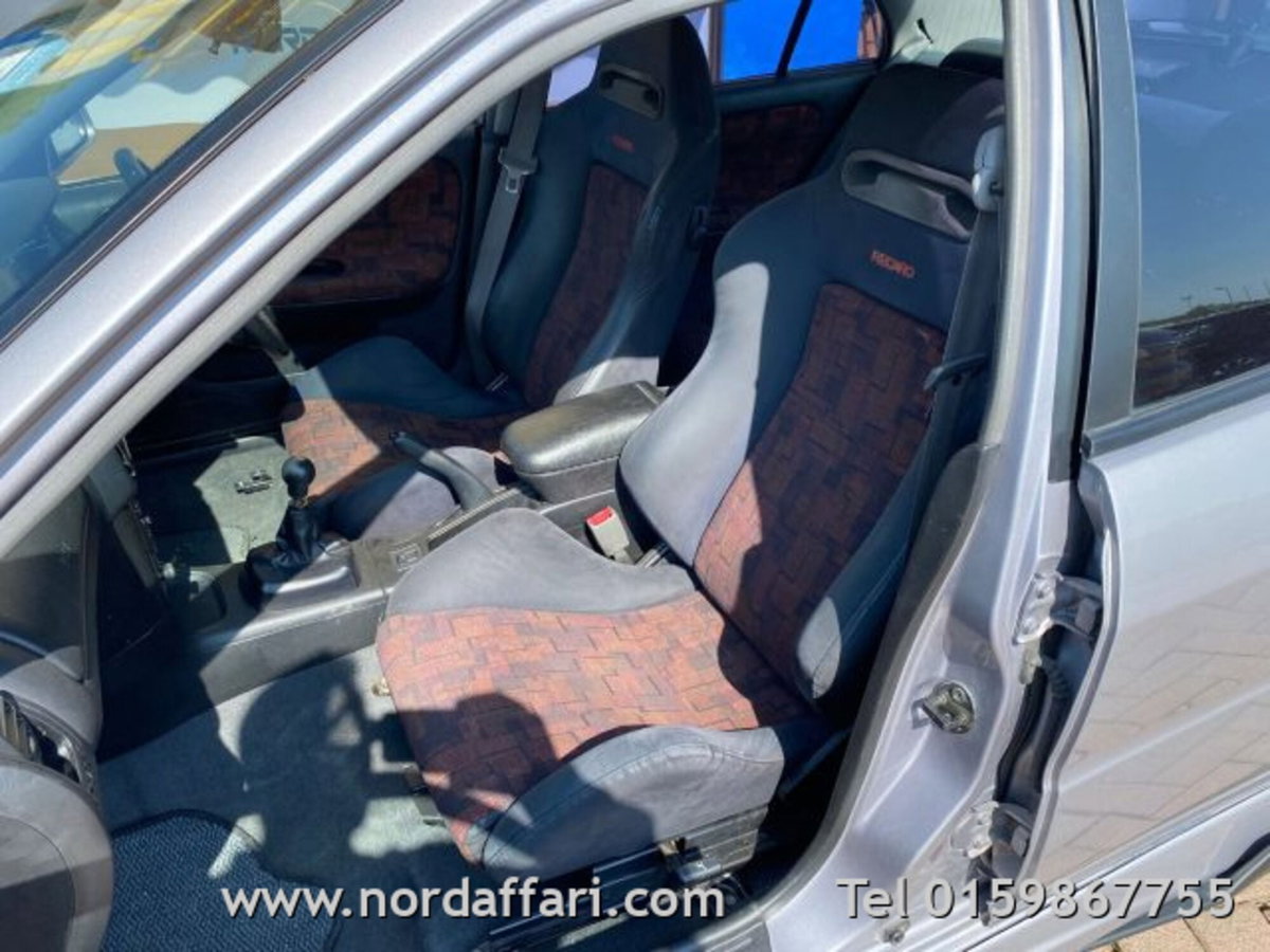 Mitsubishi Lancer 2.0 16V 4p. 4WD Evolution IX GSR (10)