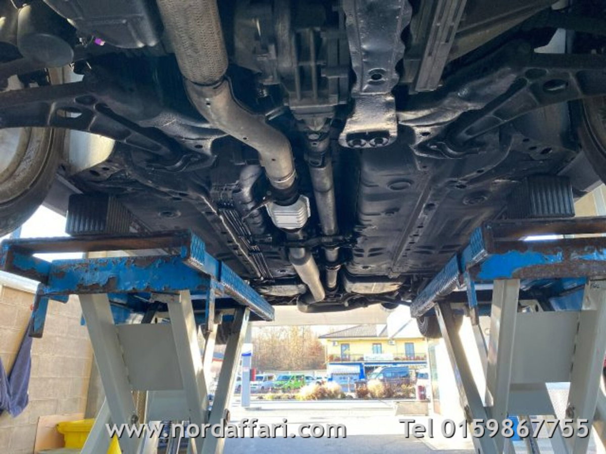 Mitsubishi Lancer 2.0 16V 4p. 4WD Evolution IX GSR (12)