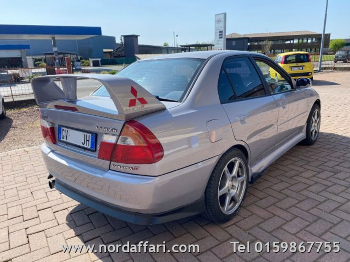 Mitsubishi Lancer 2.0 16V 4p. 4WD Evolution IX GSR (4)