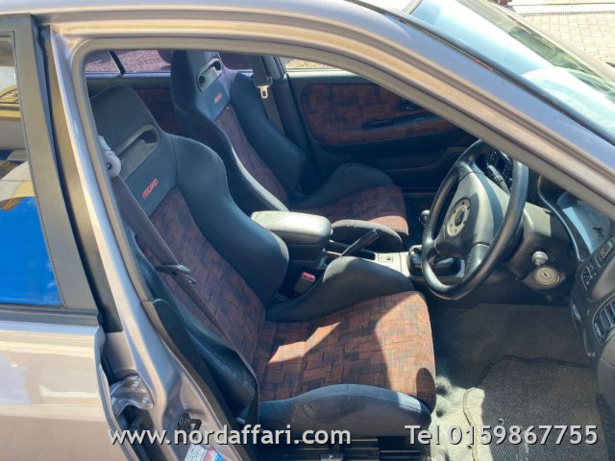 Mitsubishi Lancer 2.0 16V 4p. 4WD Evolution IX GSR (9)