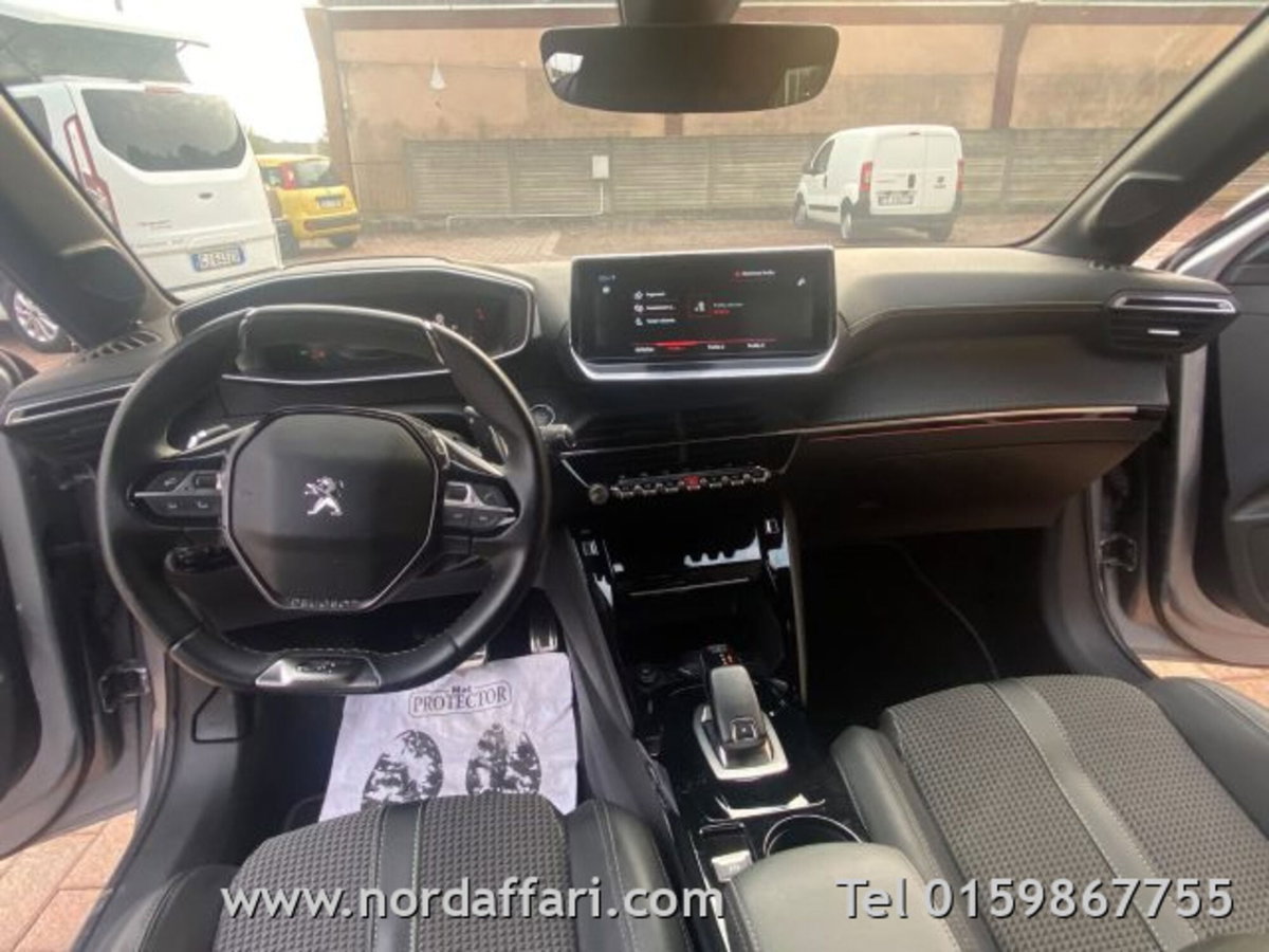 Peugeot 208 PureTech 130 Stop&Start EAT8 5 porte GT Pack (20)