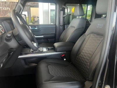 Emc 212 212 2.0 tgdi Officer 4wd 8at (10)