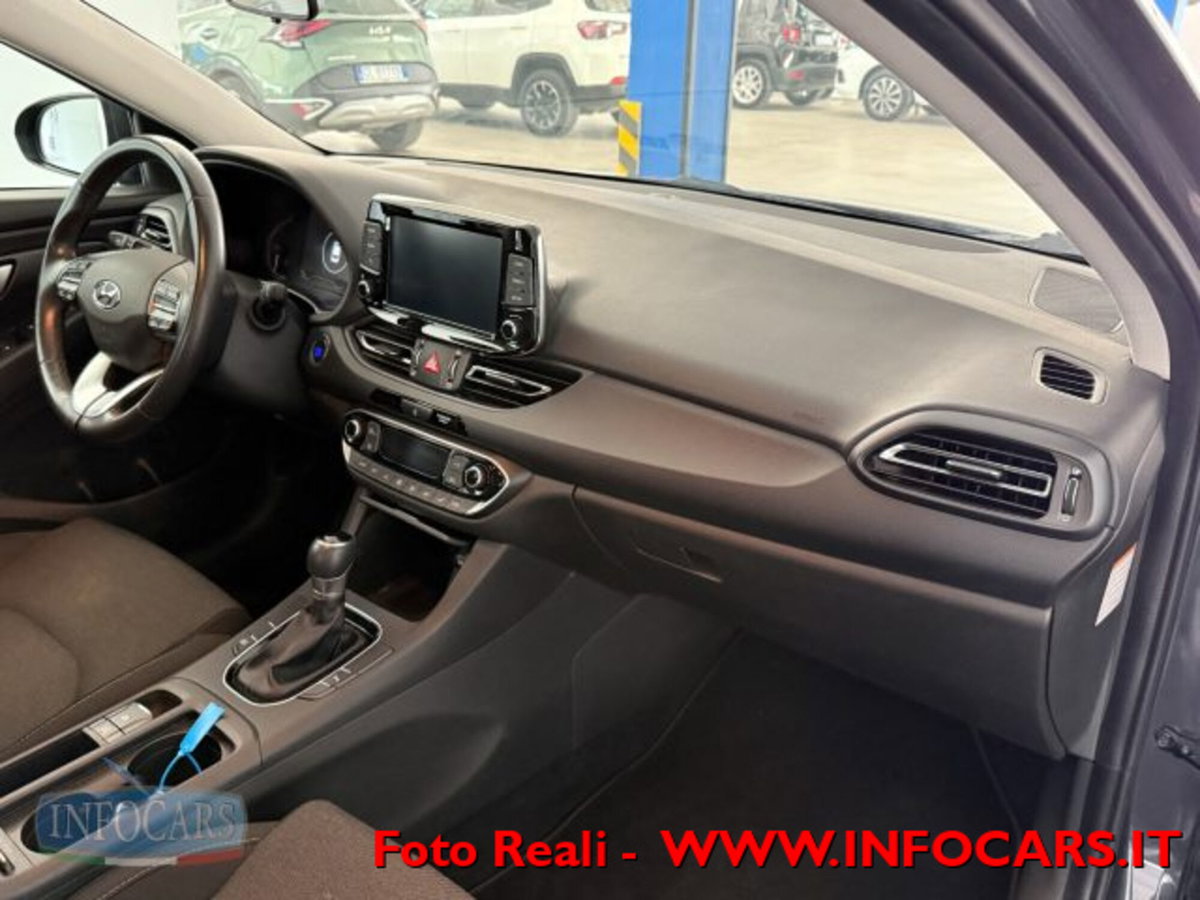 Hyundai i30 Station Wagon 1.6 CRDi 136 CV 48V DCT Prime (12)