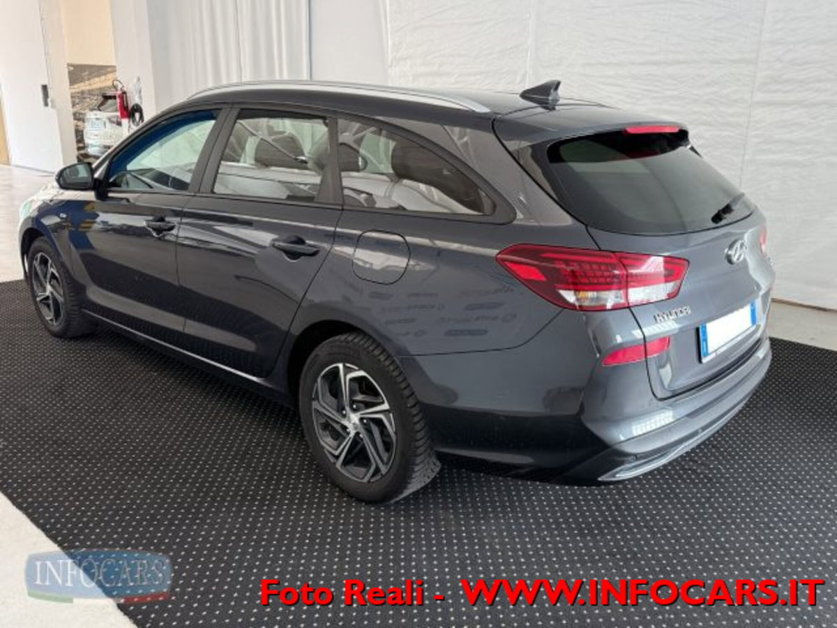 Hyundai i30 Station Wagon 1.6 CRDi 136 CV 48V DCT Prime (2)