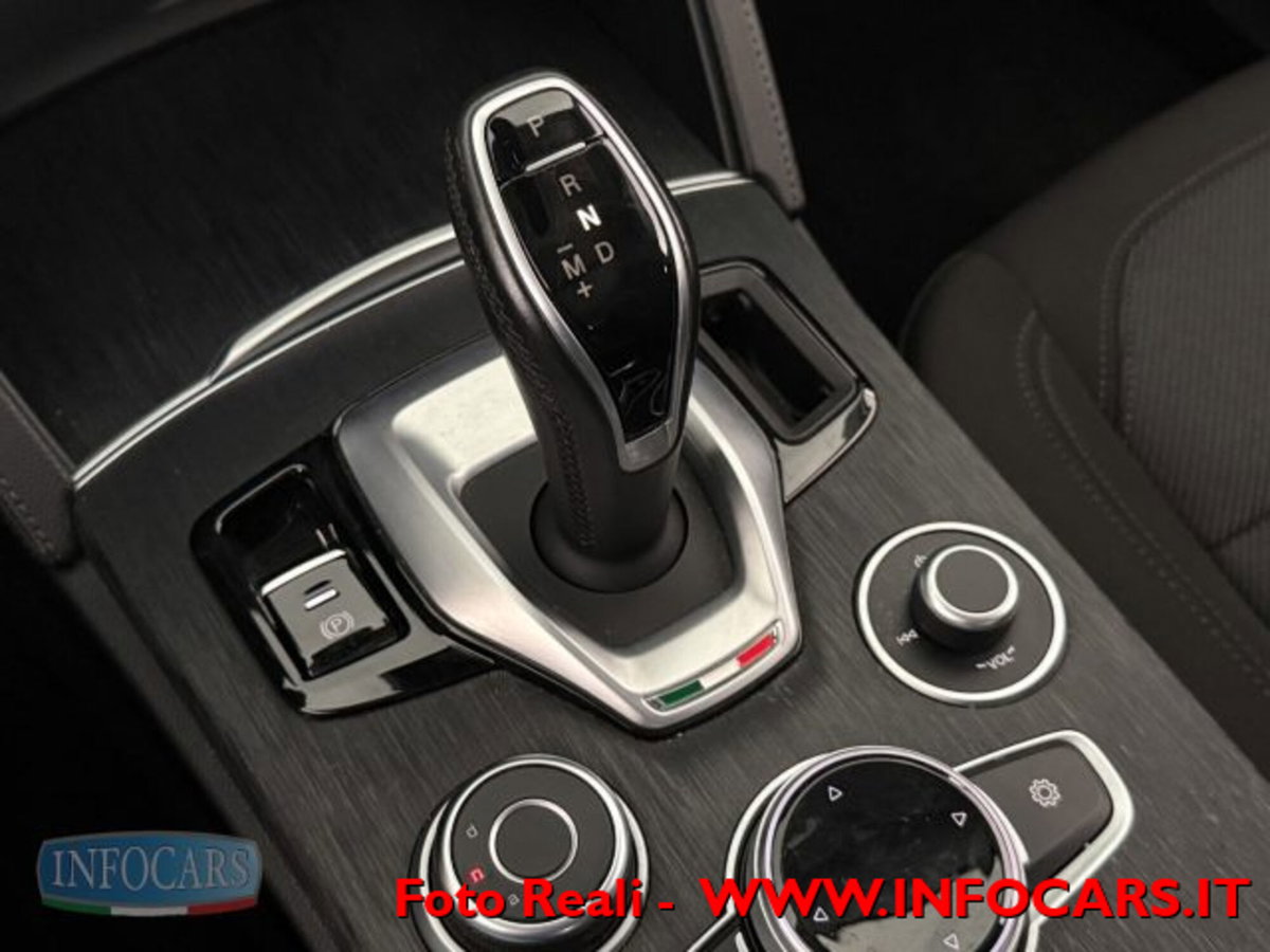 Alfa Romeo Stelvio Stelvio 2.2 Turbodiesel 190 CV AT8 Q4 Super Business (20)