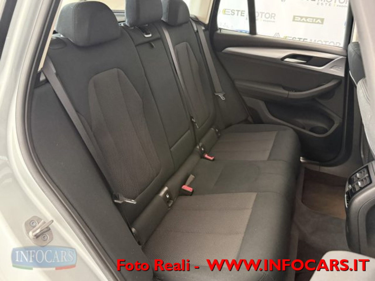 BMW X3 xDrive20d Business Advantage (8)