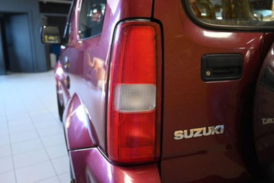 Suzuki Jimny 1.3 4WD Evolution (13)