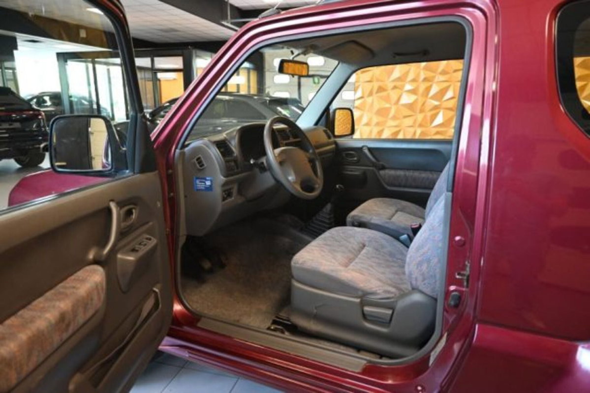 Suzuki Jimny 1.3 4WD Evolution (17)