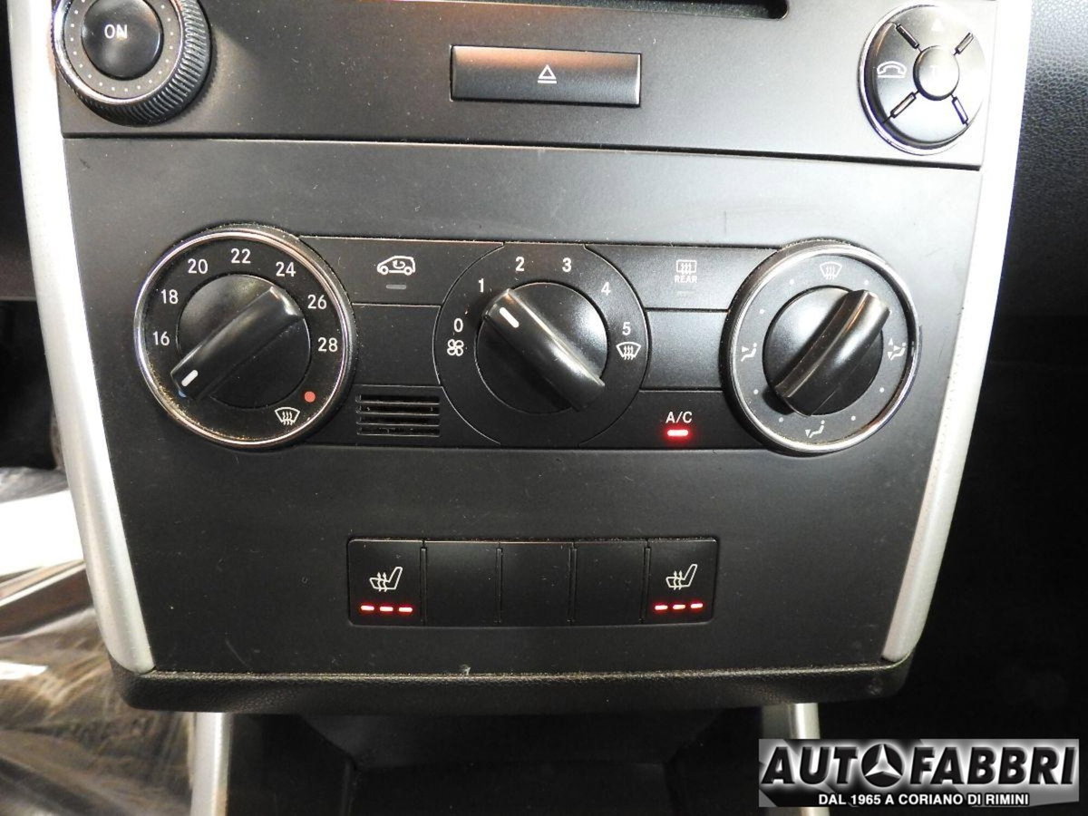 Mercedes-Benz Classe A 180 CDI Avantgarde (18)
