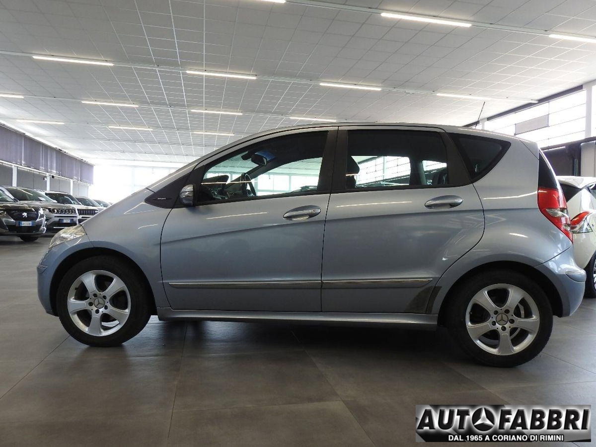 Mercedes-Benz Classe A 180 CDI Avantgarde (5)