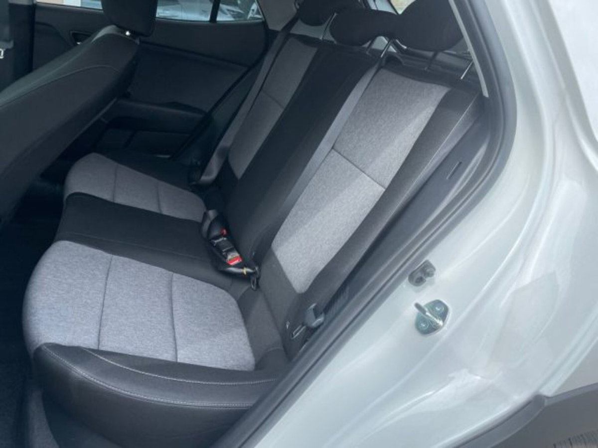 Kia Stonic 1.0 t-gdi Gpl Urban (7)