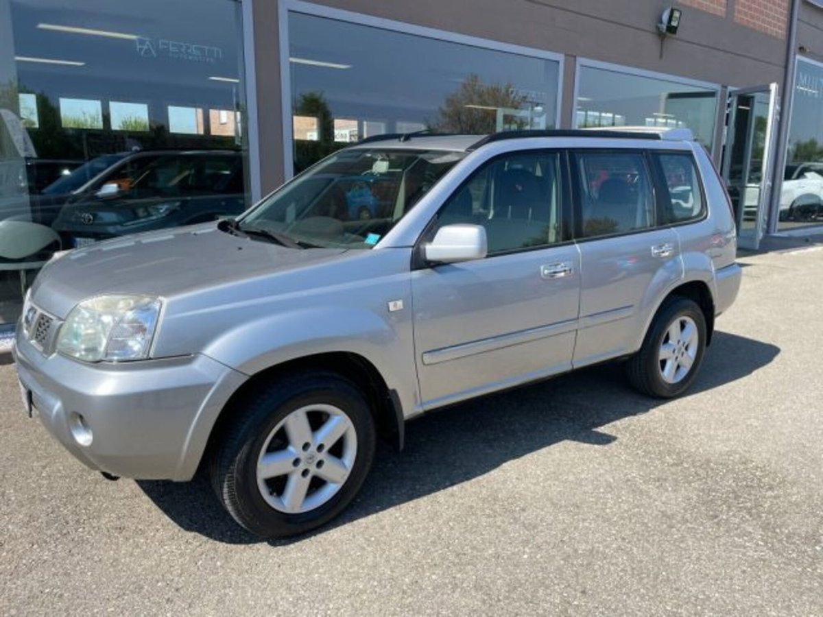 Nissan X-Trail 2.2 dCi Elegance